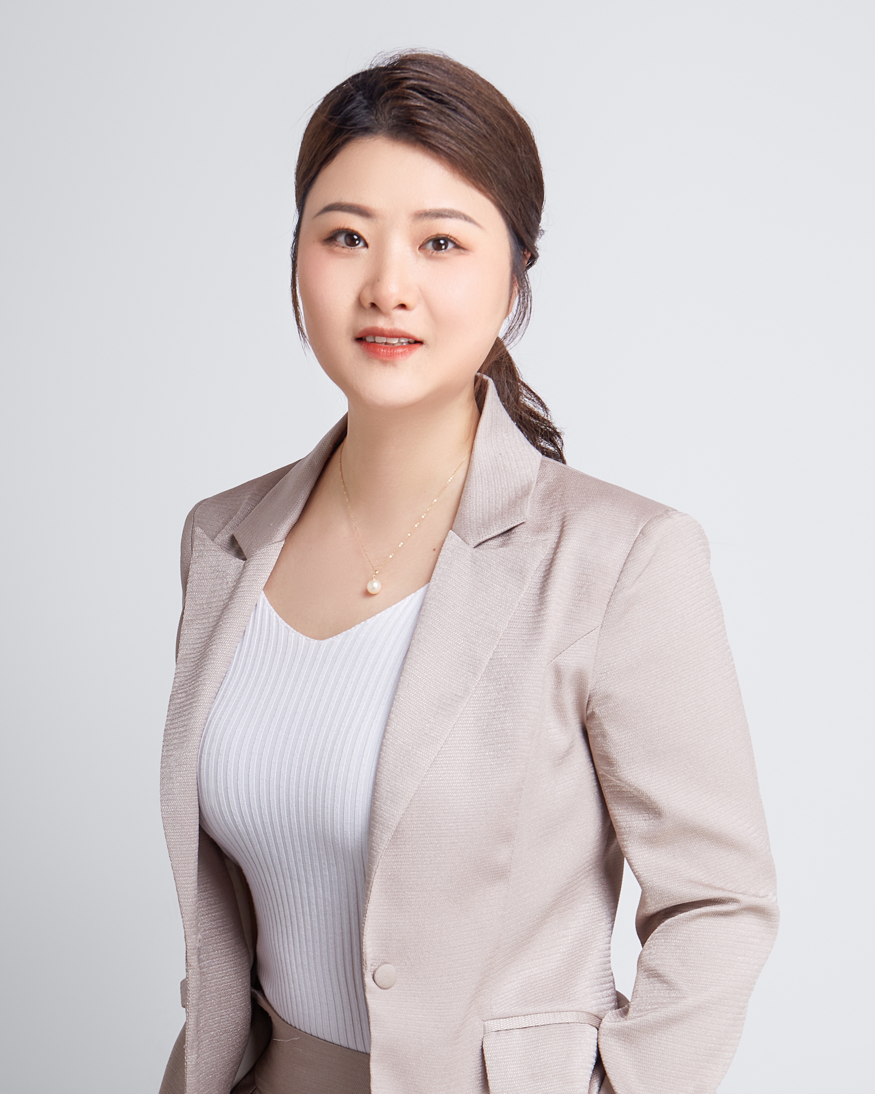 叶俊律师职业肖像